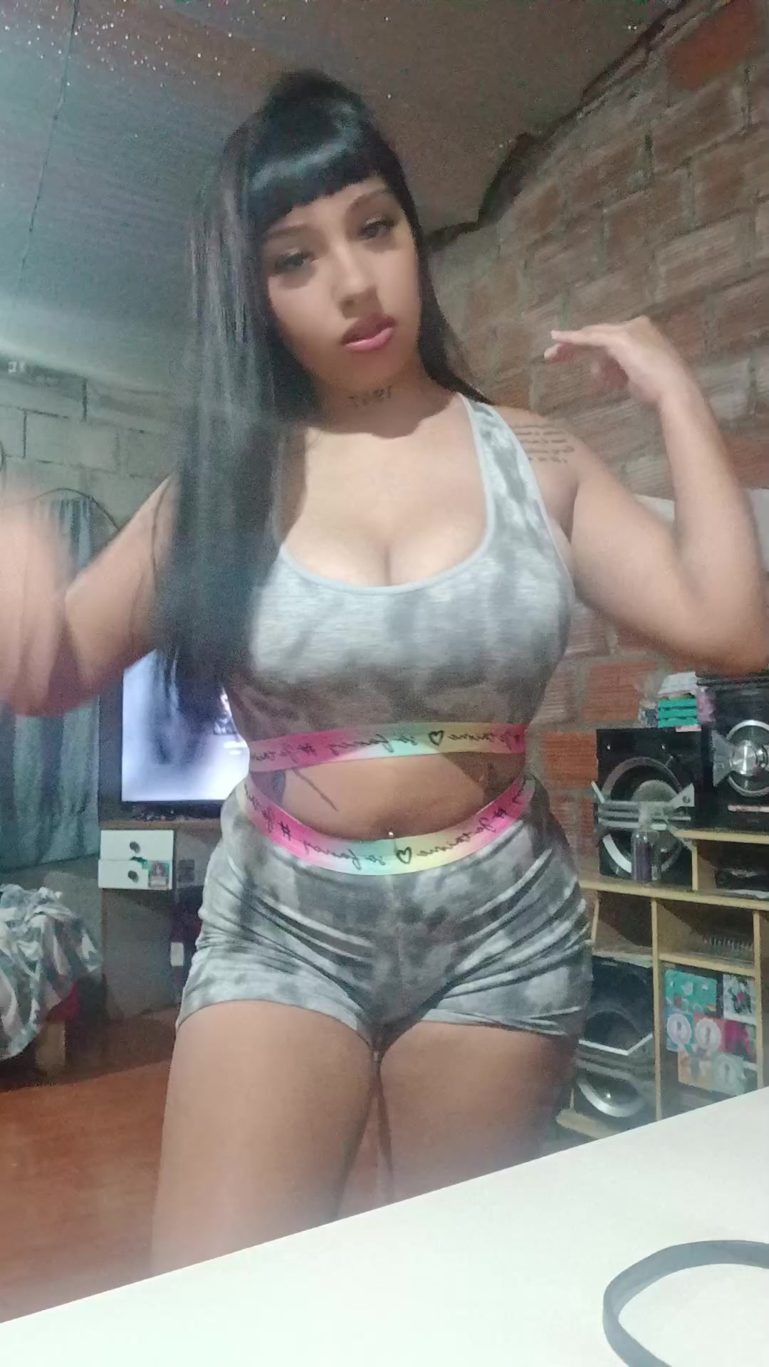@Priscila Vera