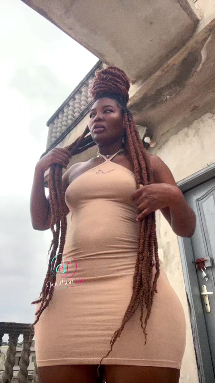 @Ella🦂❤️