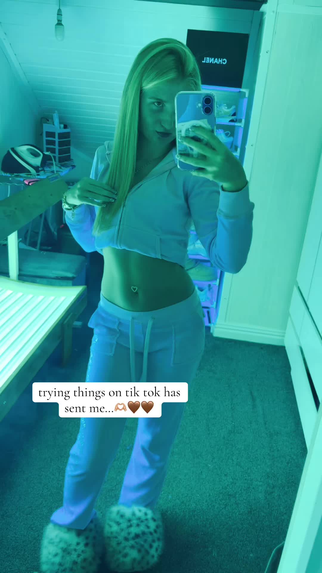@𝒄𝒉𝒂𝒓𝒍👑