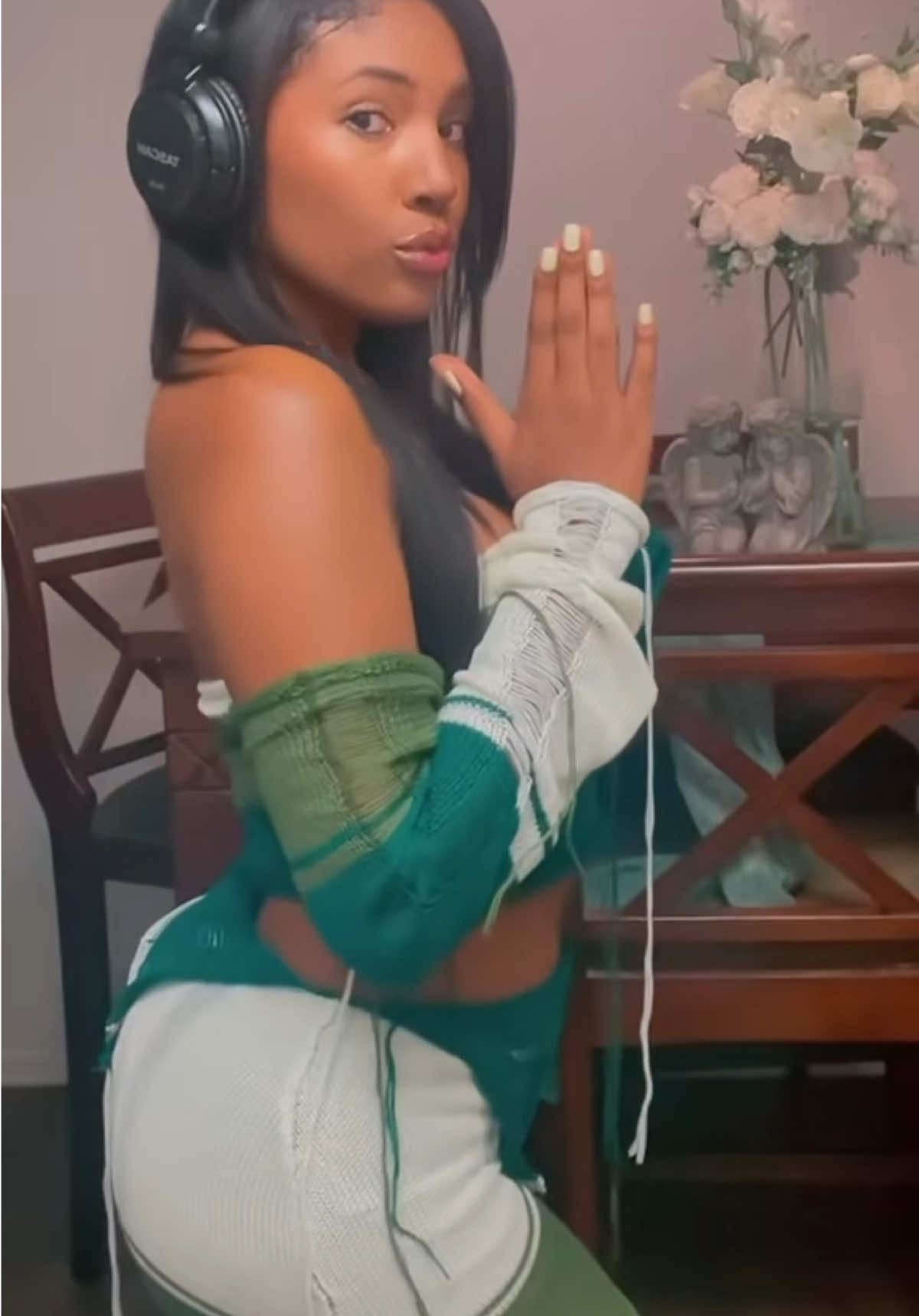 @Ajeé
