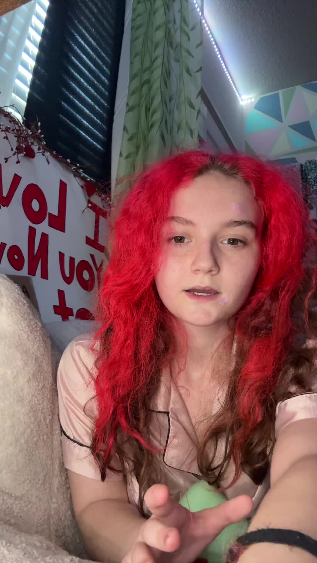 @karleelawson27