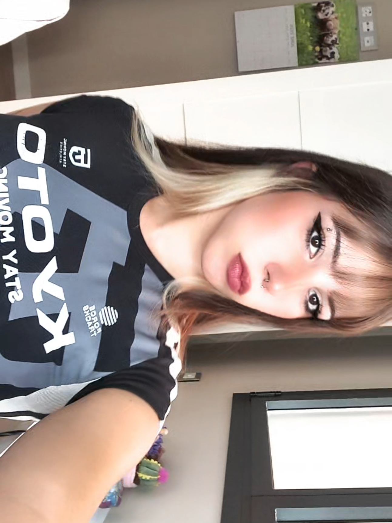 @ɐuᴉɹᴉ