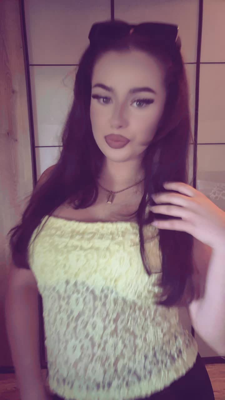 @Emmi🇽🇰
