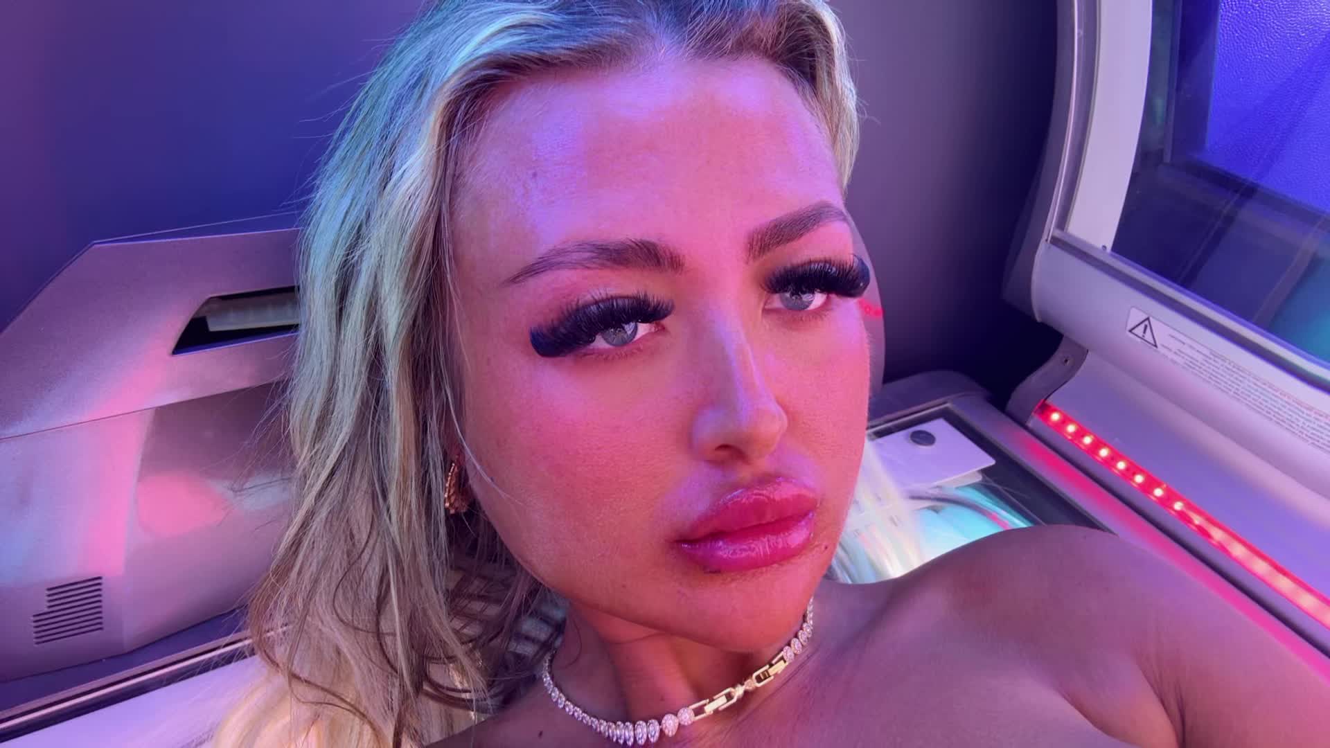 @𝕲𝖊𝖒𝖒𝖆 𝖑𝖔𝖚👑