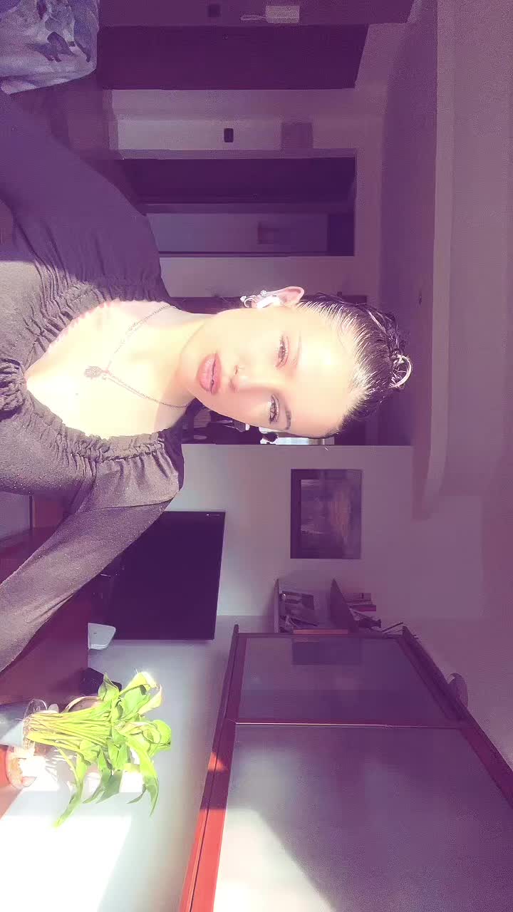 @Lisa 🦋