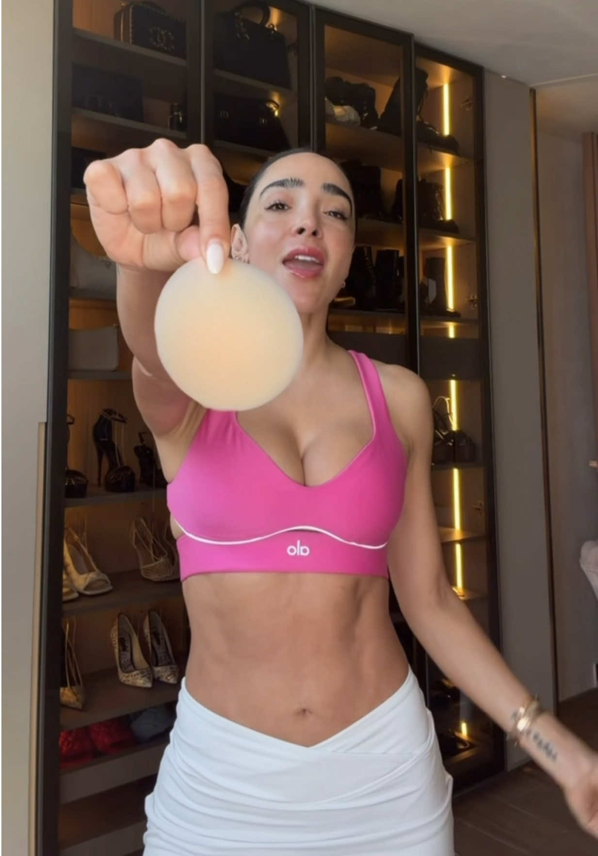 @manelyk_oficial