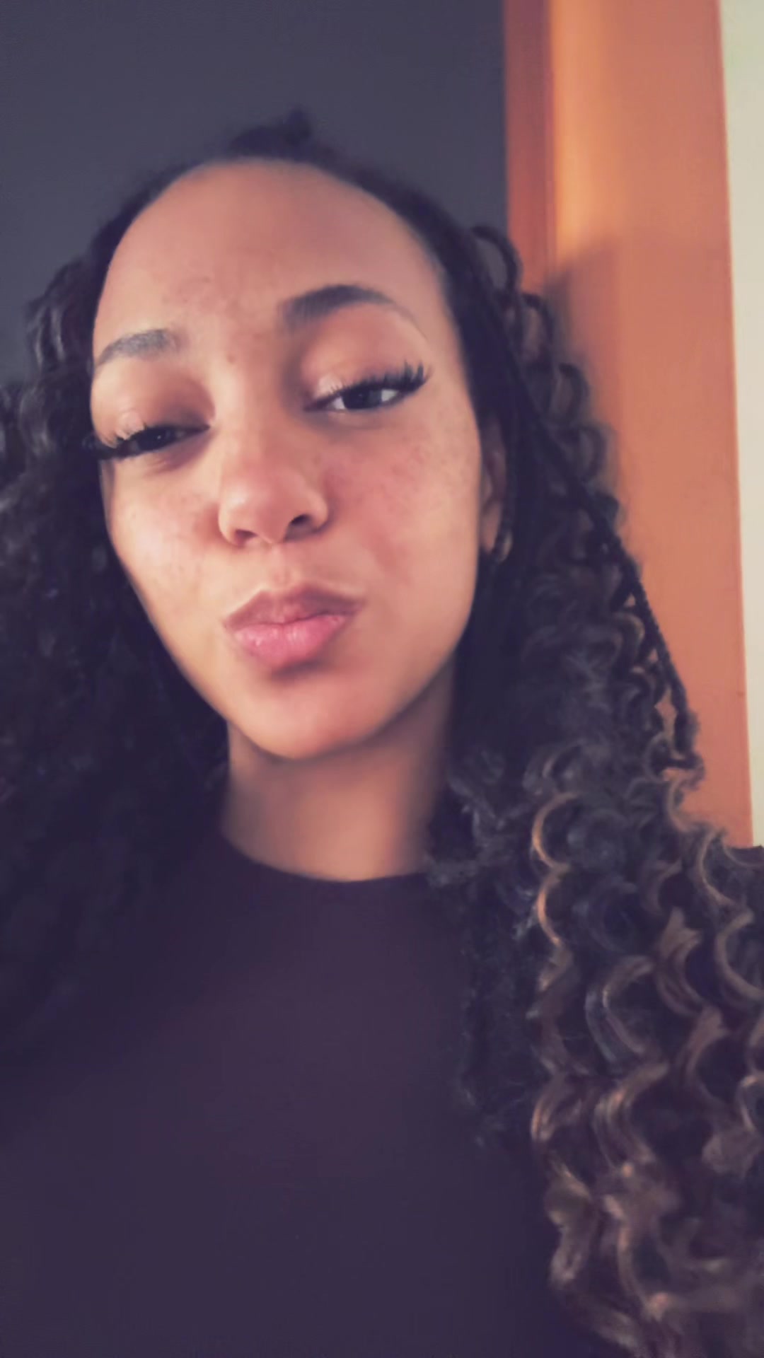 @👑