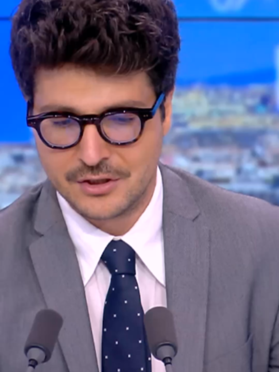 @CNEWS