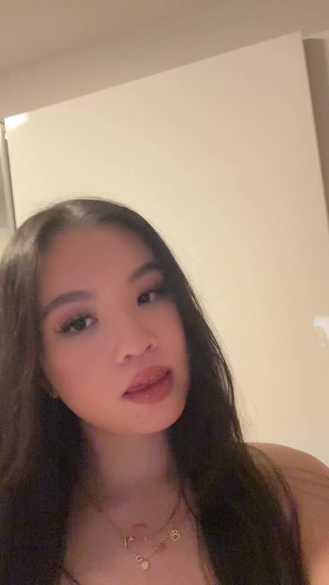 @linhngy_