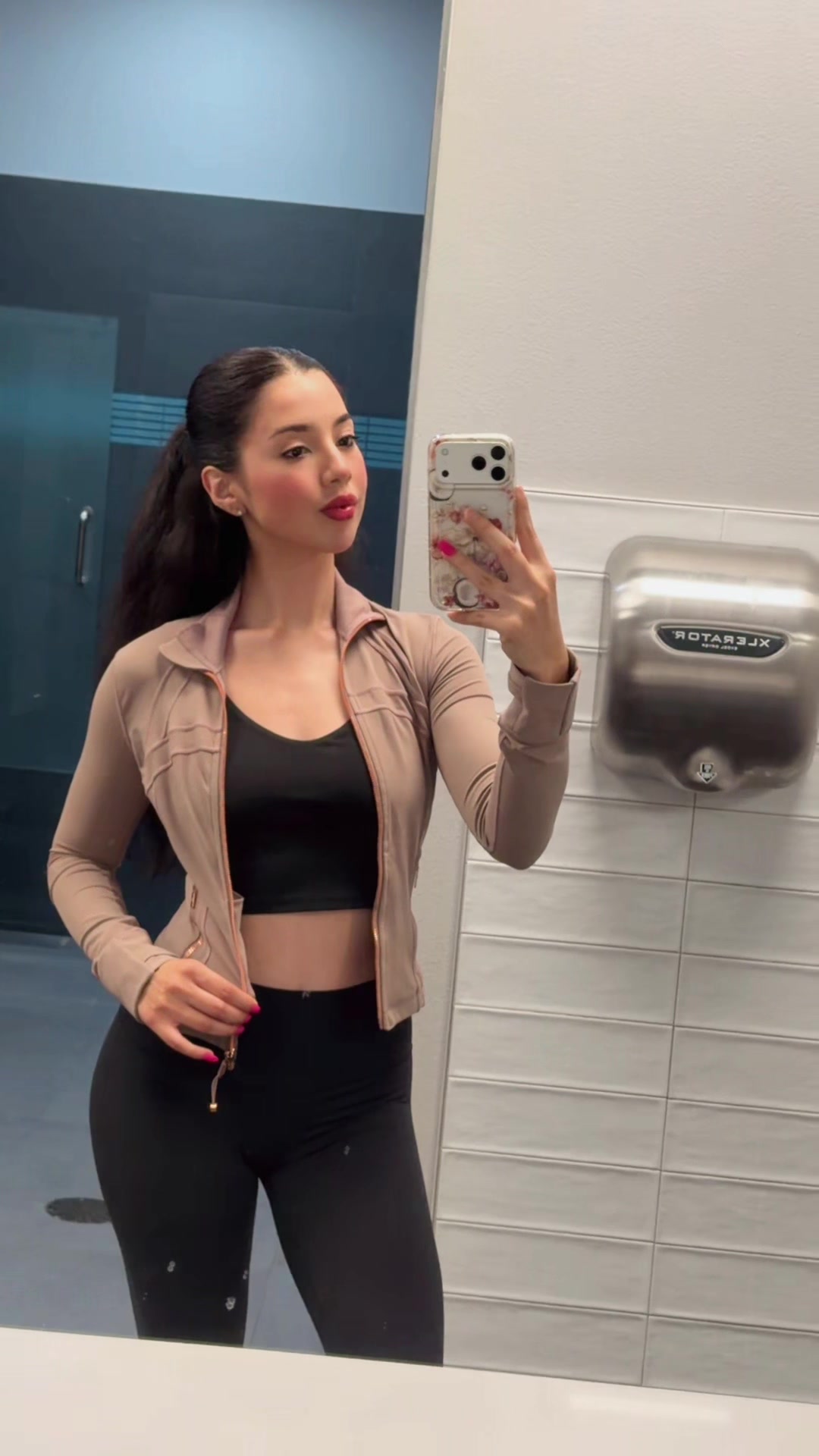 @Fiorelly <3