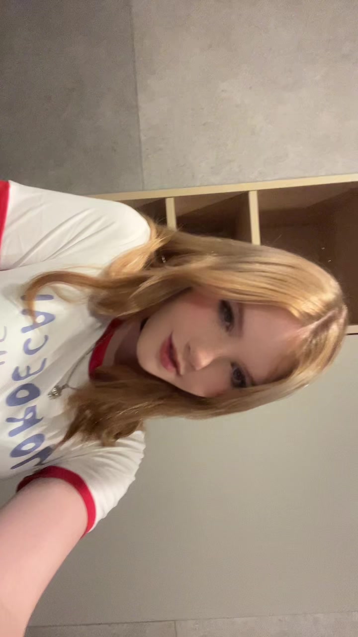 @Willowww