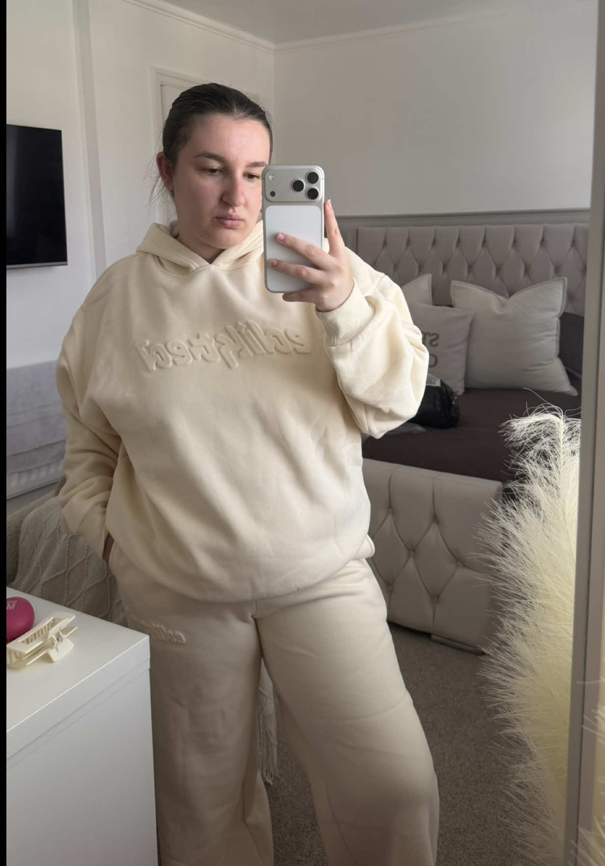 @lacesmae☁️🫧🕊️