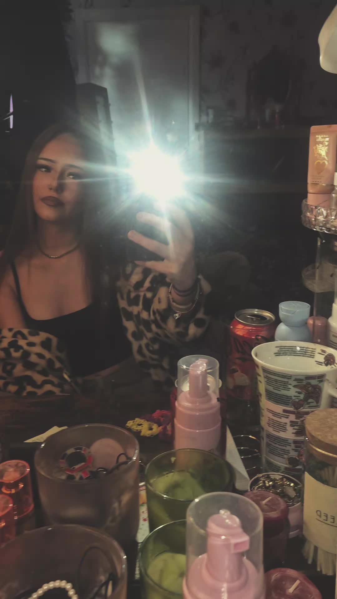 @𝓛𝓞𝓛𝓐🫶🍒🍸