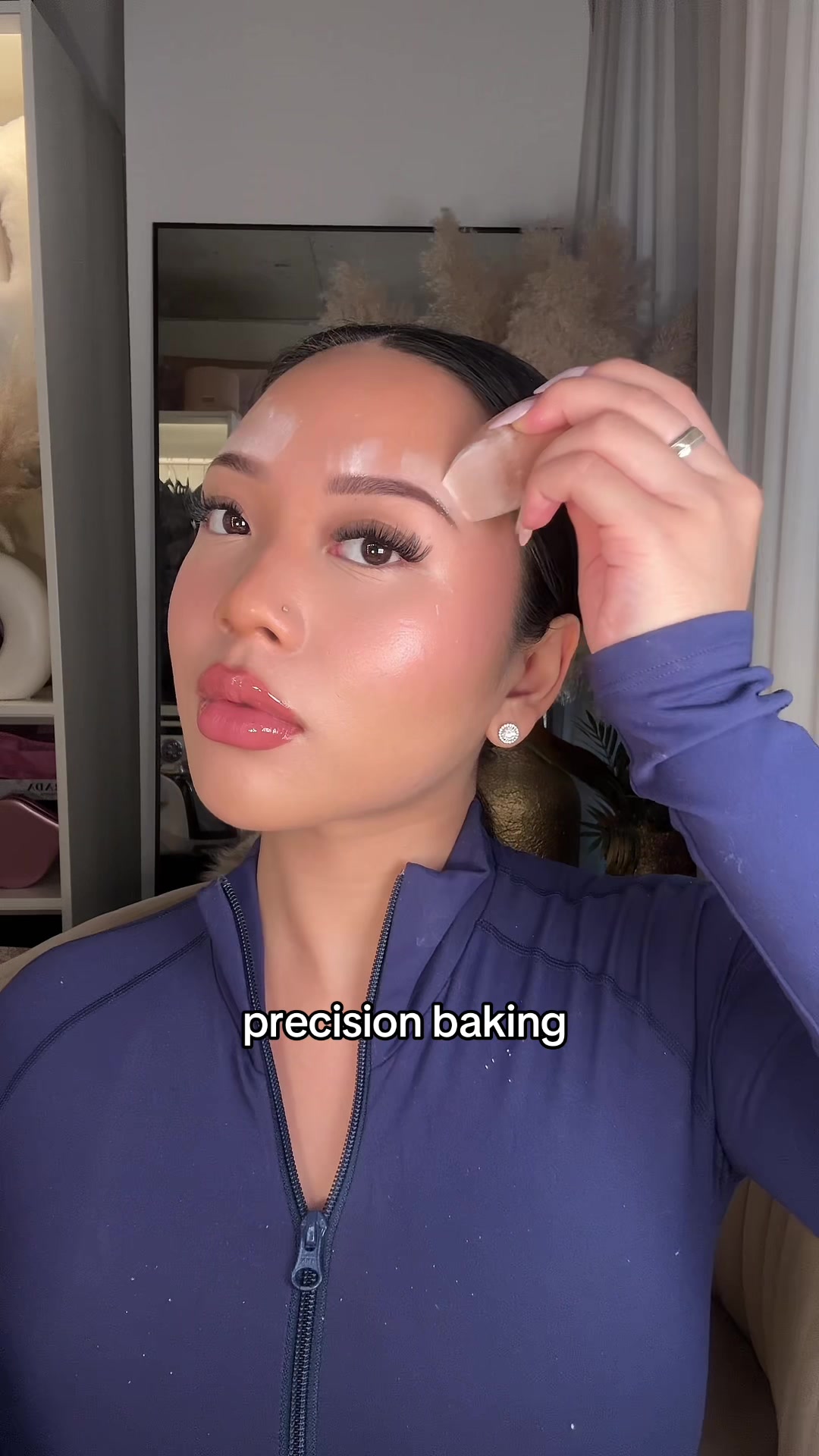 @thailiian