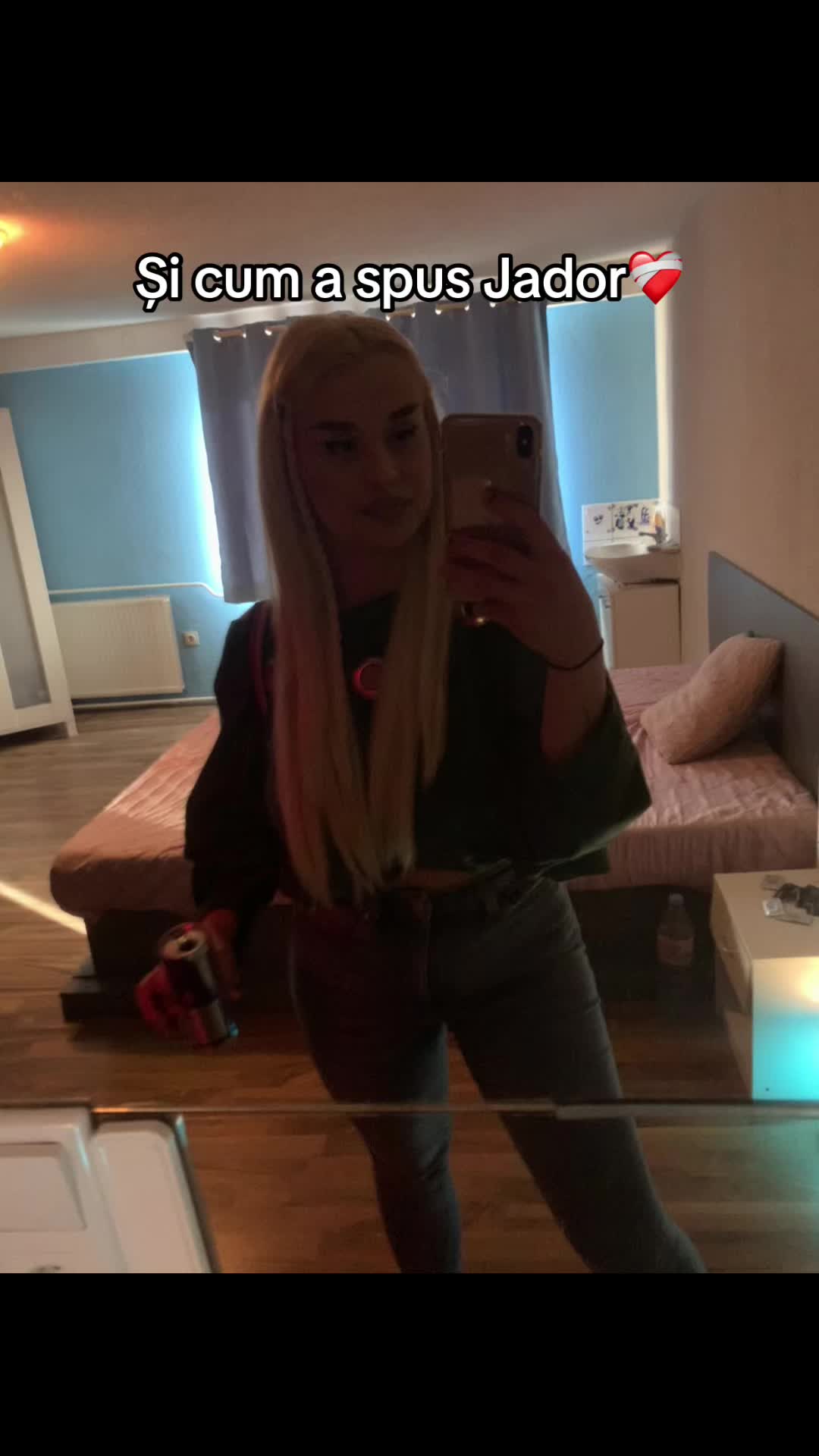 @𝓓𝓮𝓷𝓲𝓼𝓪🖤