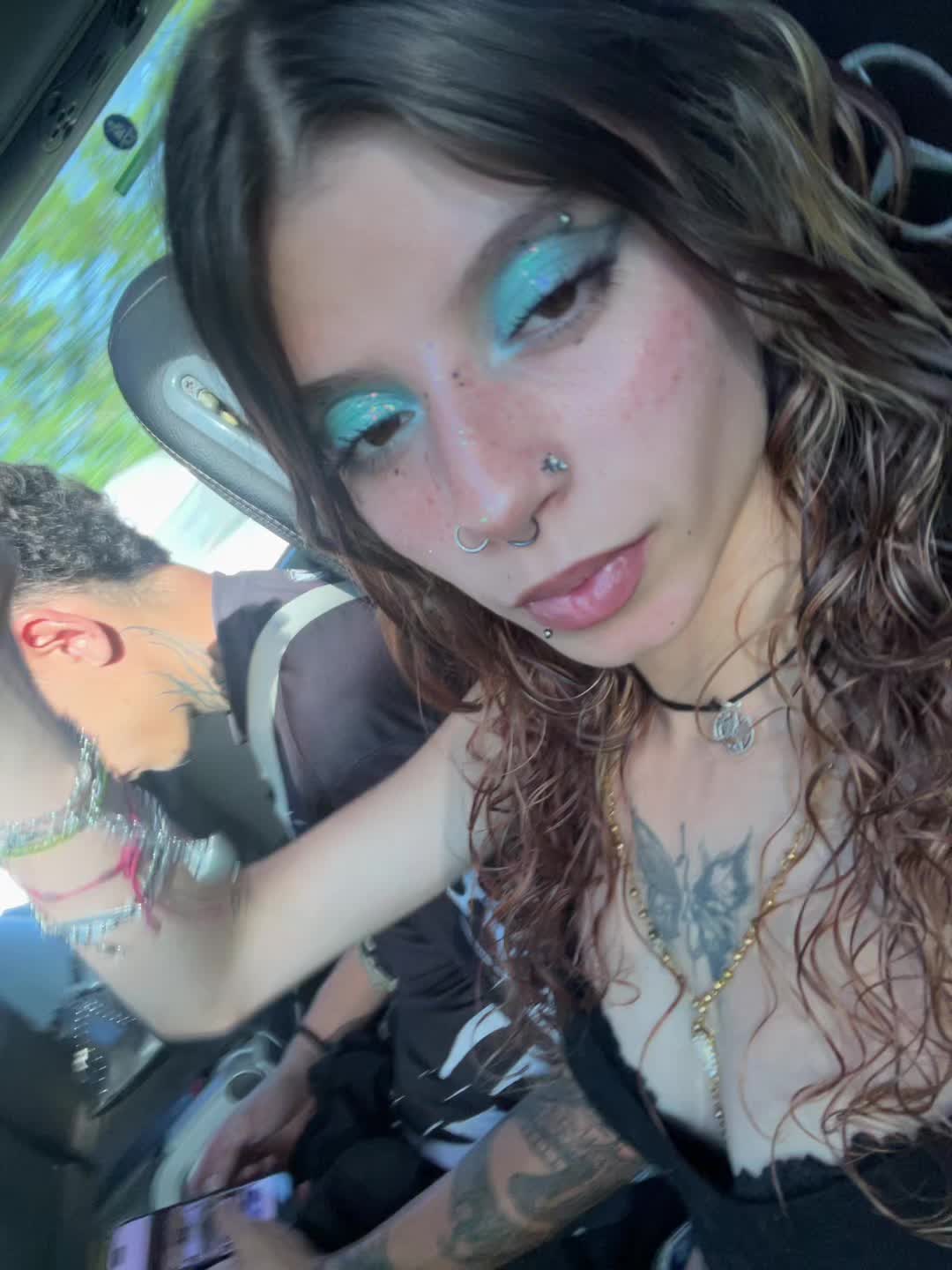 @☣️