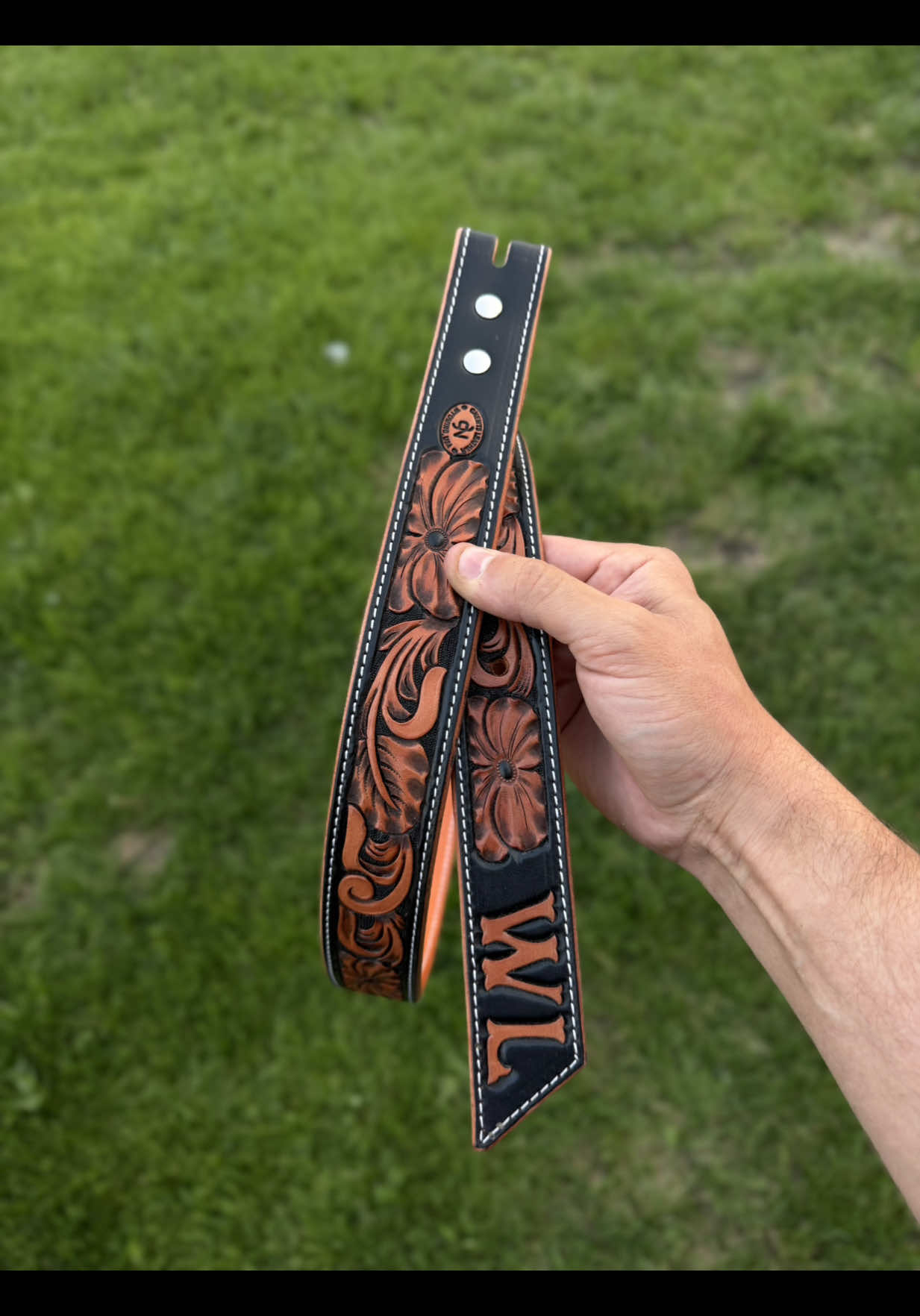 @cnewts_custom_leather