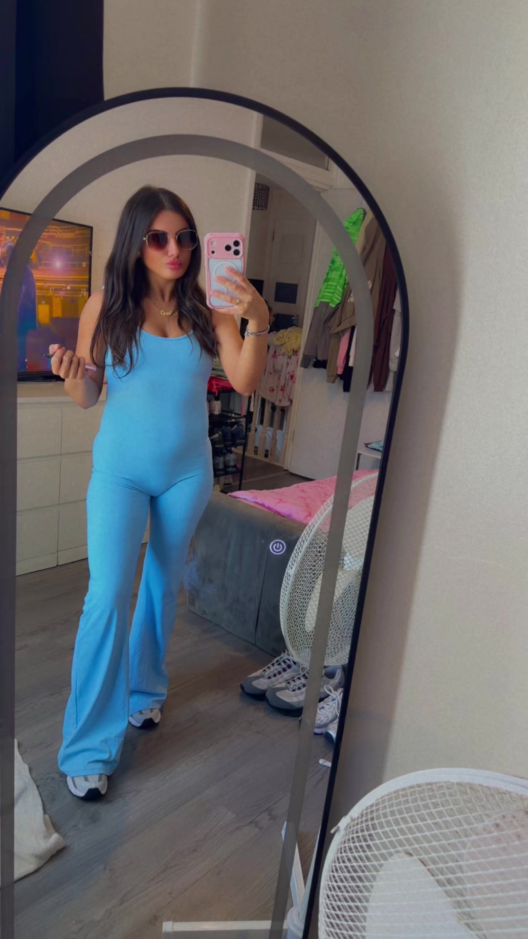 @CaitlinLouise🎀