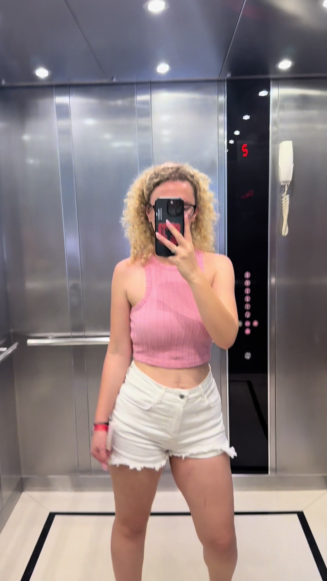@Esmeralda Haxhiaj