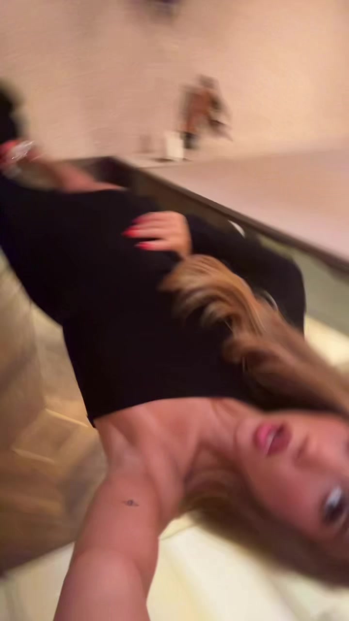 @Valentina Paloma