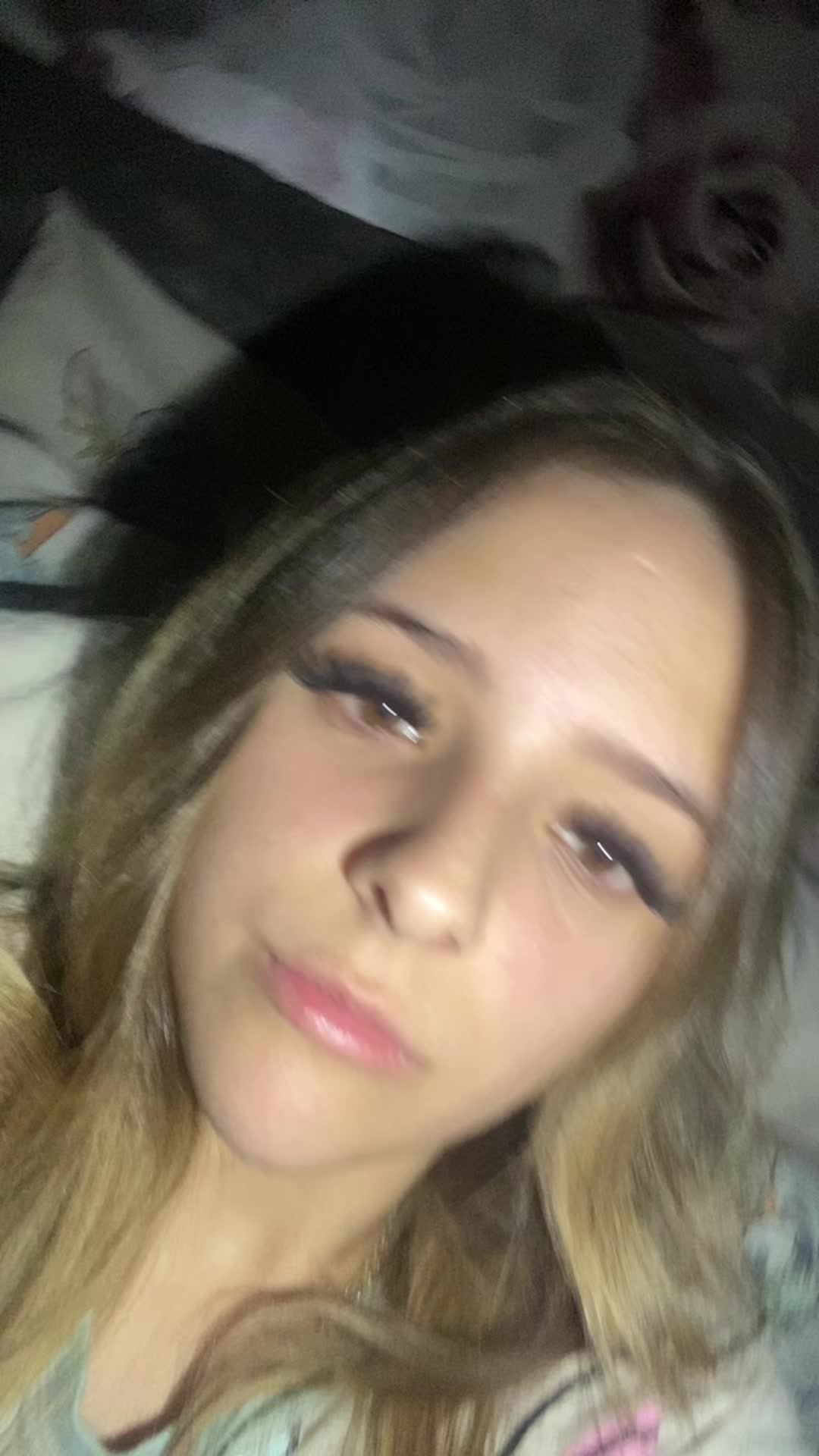 @layla x