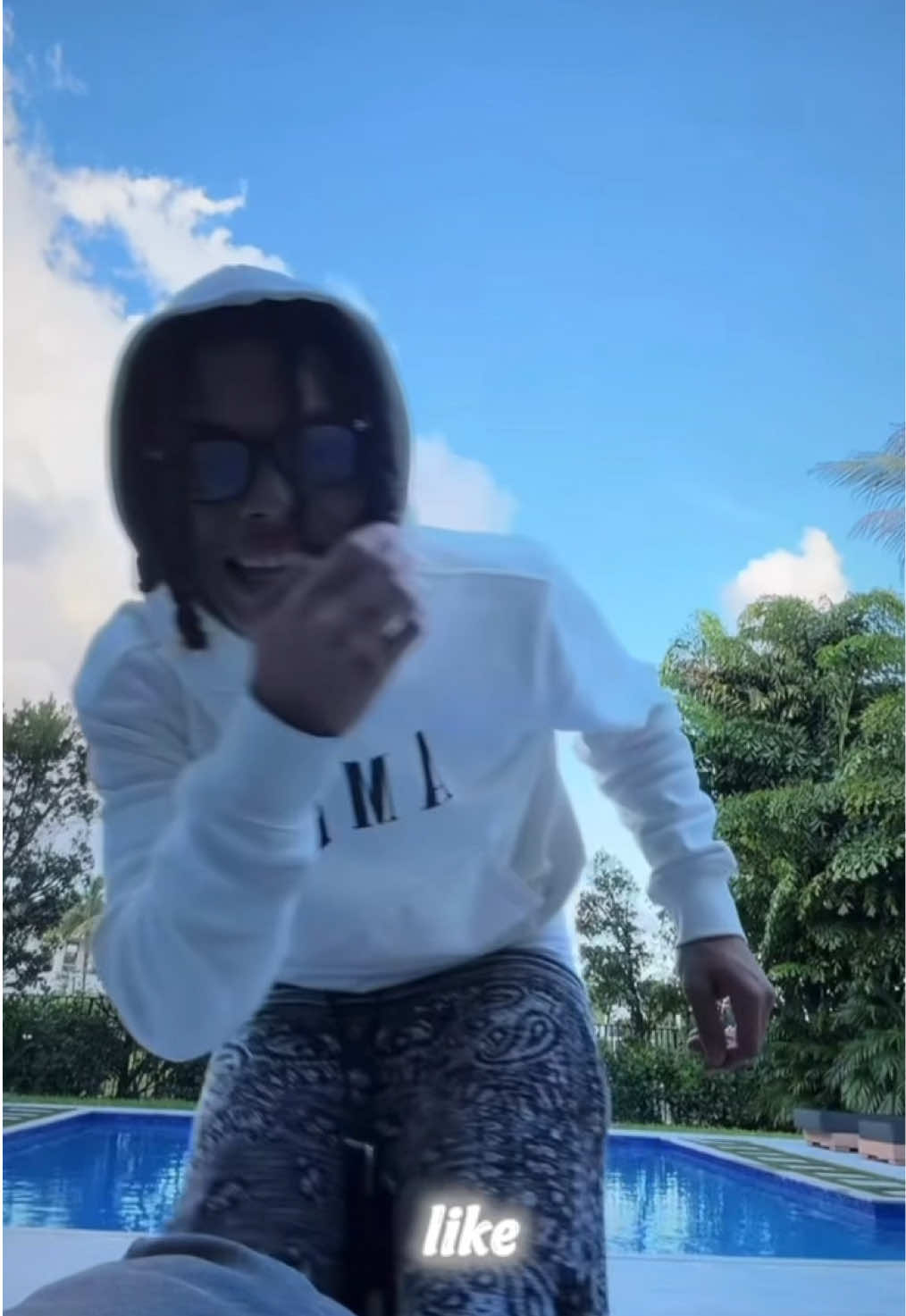 @🎶