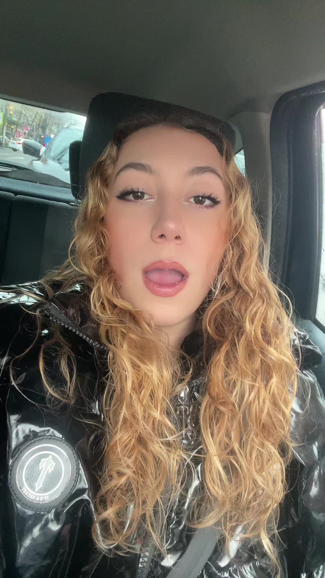 @Carlita