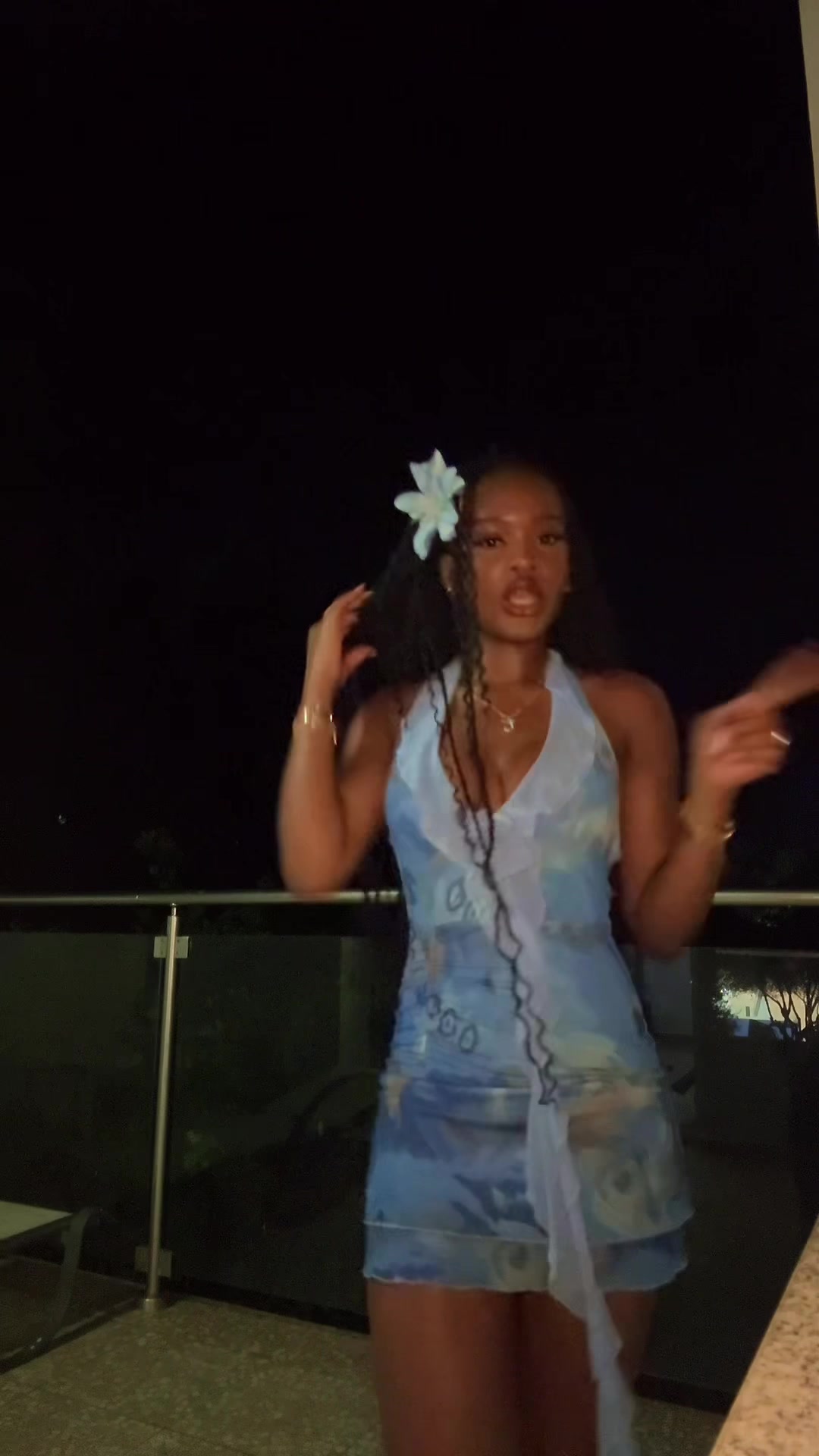 @J🦋