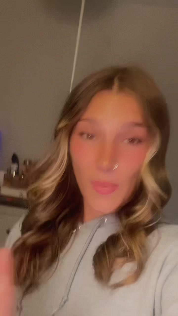 @Nadia zugg