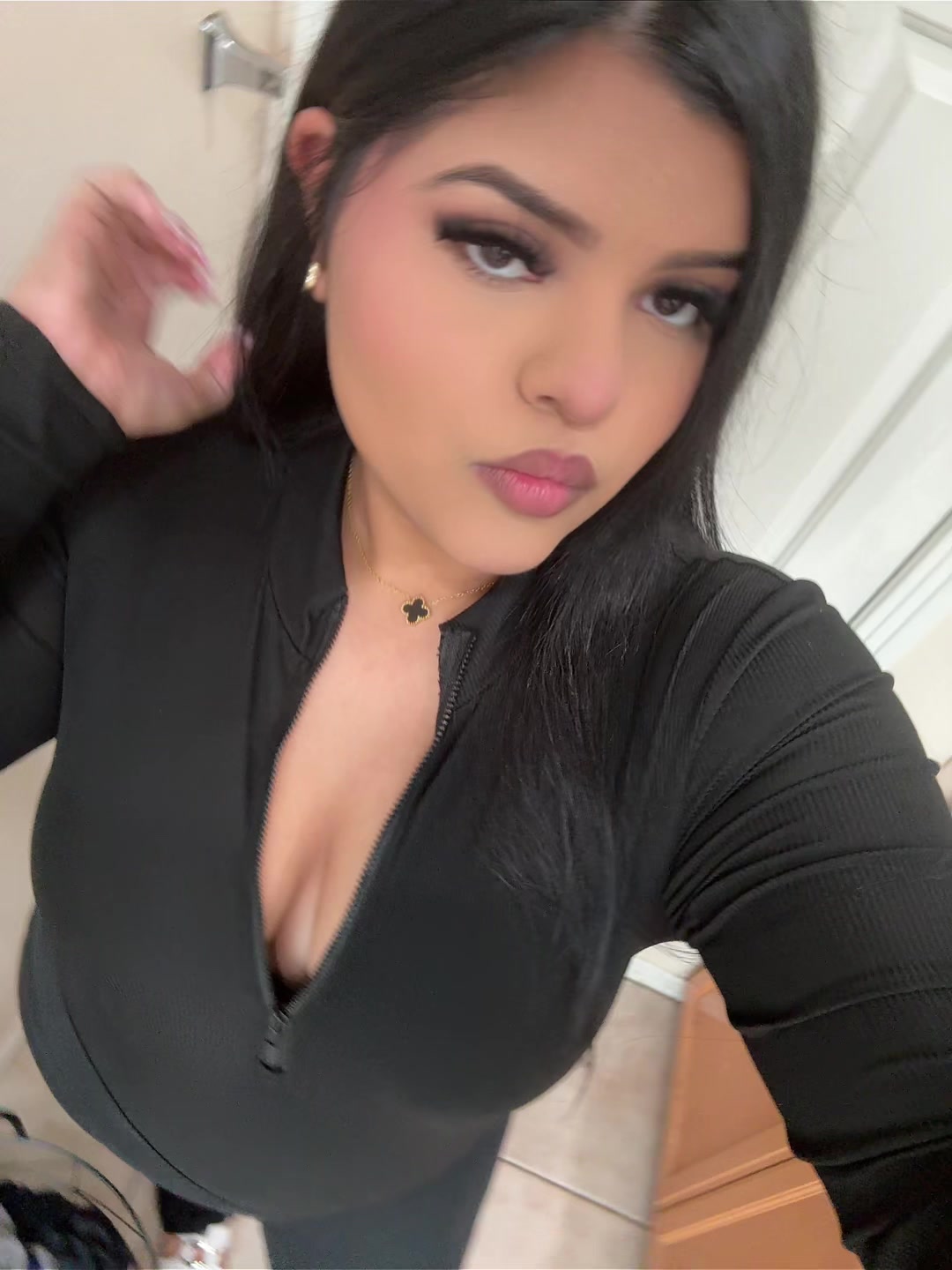 @dolllyy01