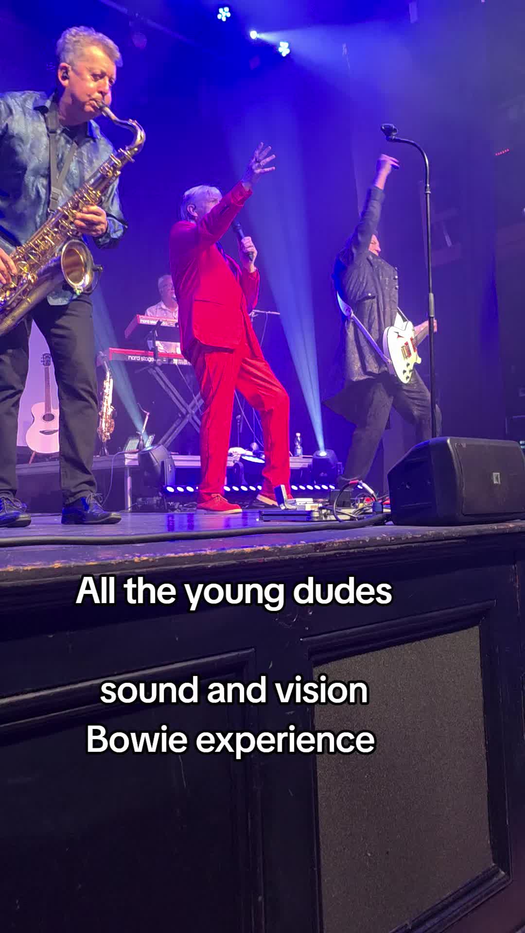 @Tony🤠🎶🖤