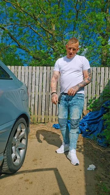 @Roy👑🏴