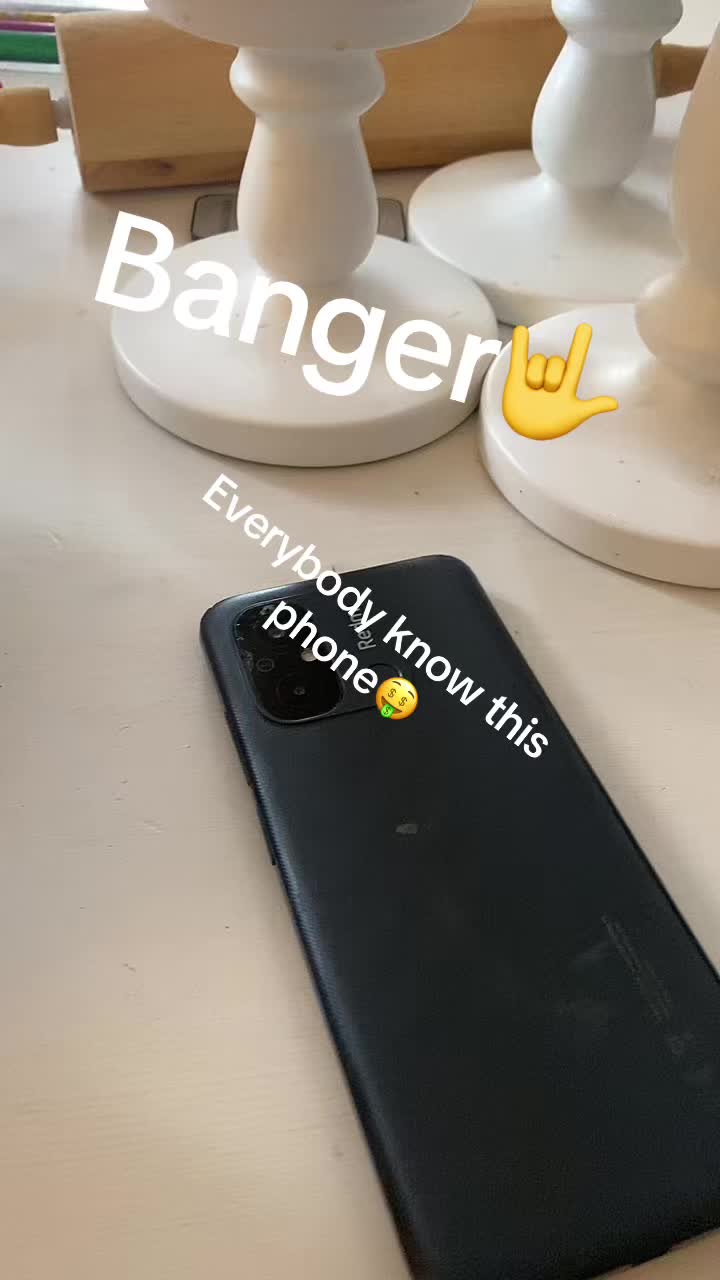 @Xiaomi 12 is best to main