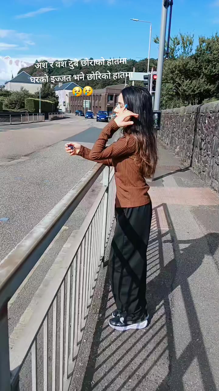@Ashu......P🇳🇵✈️🇬🇧