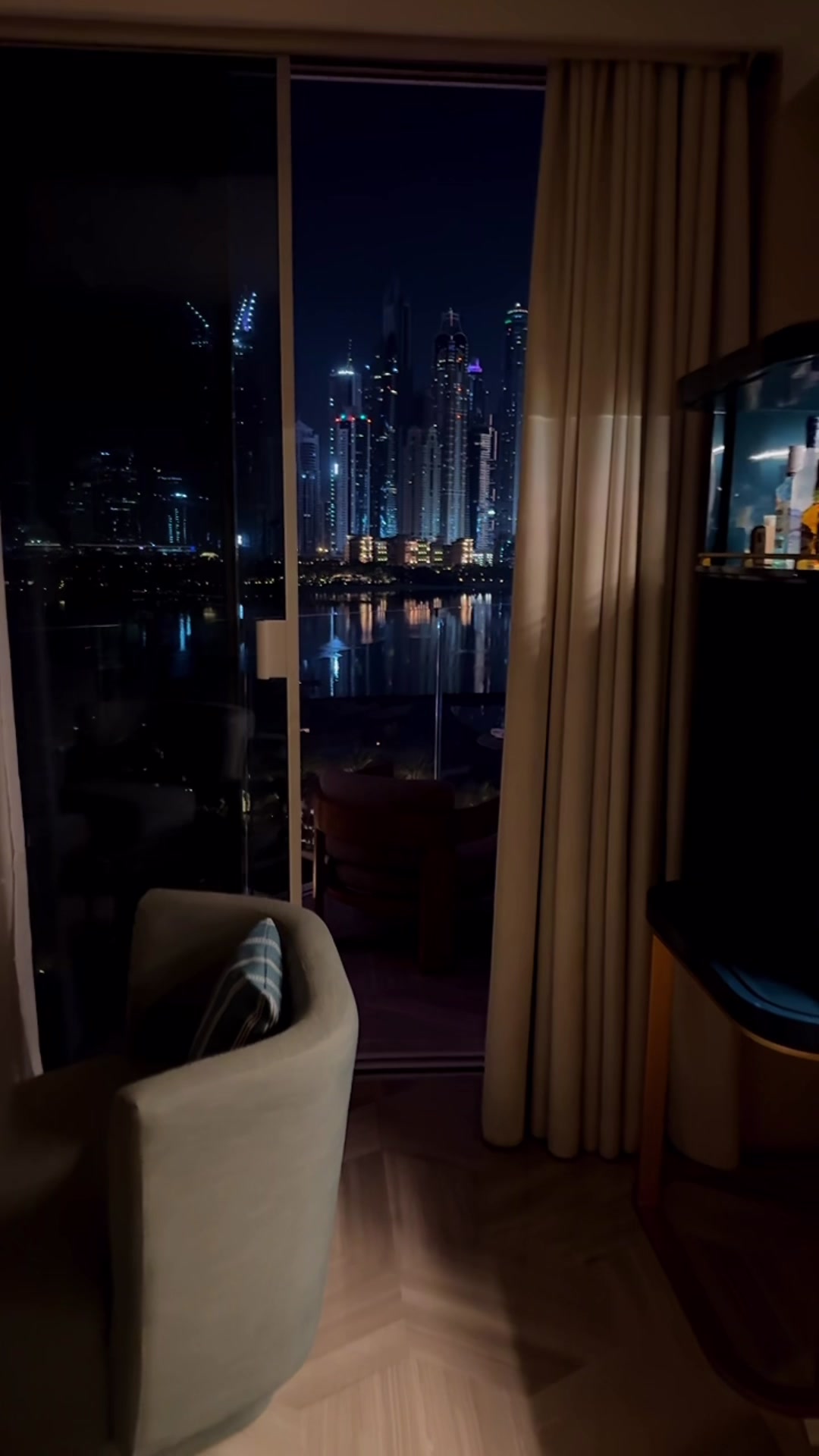 @Duba&iuml;