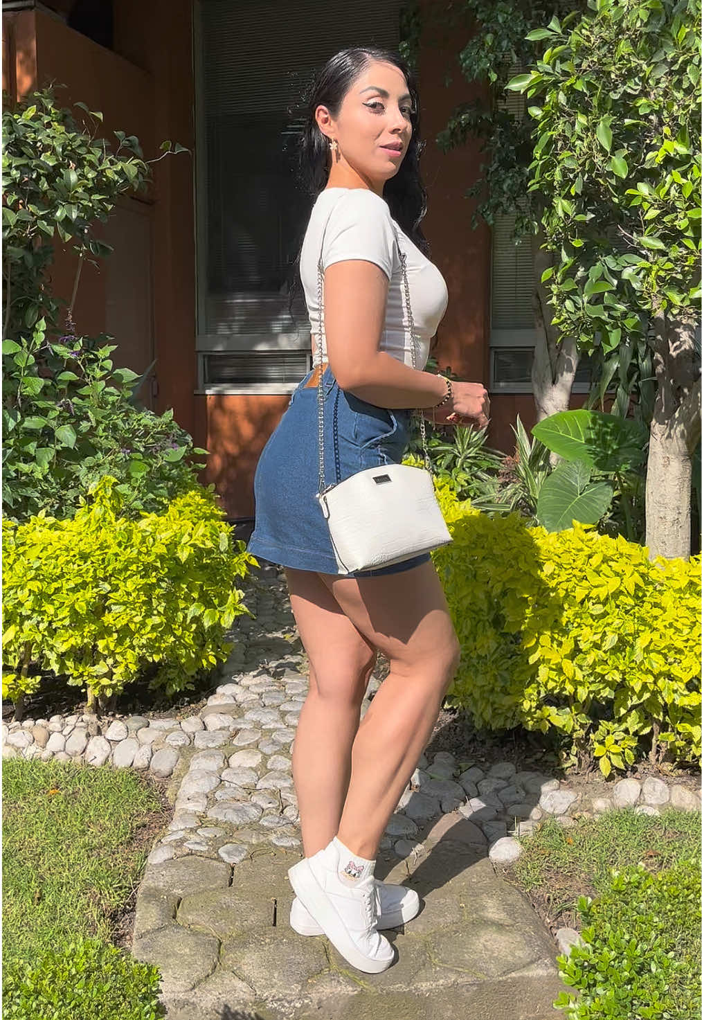@Linda Galvan