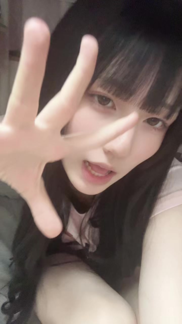 @ひとの