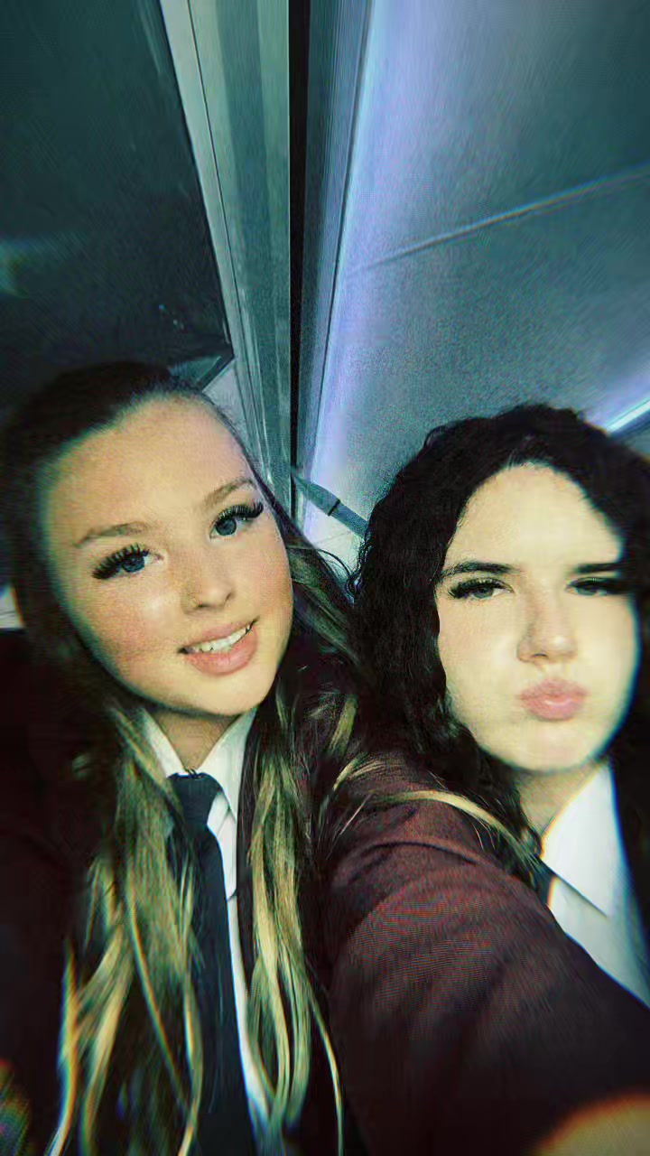 @💕jess_spam🥂