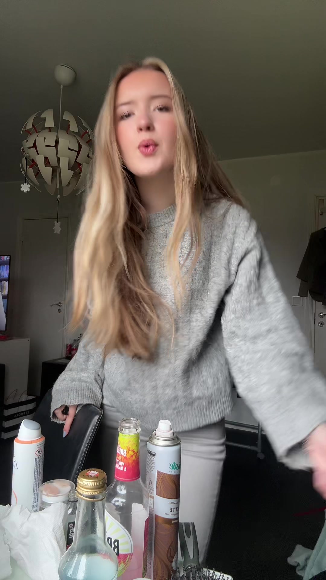 @Ella ♱