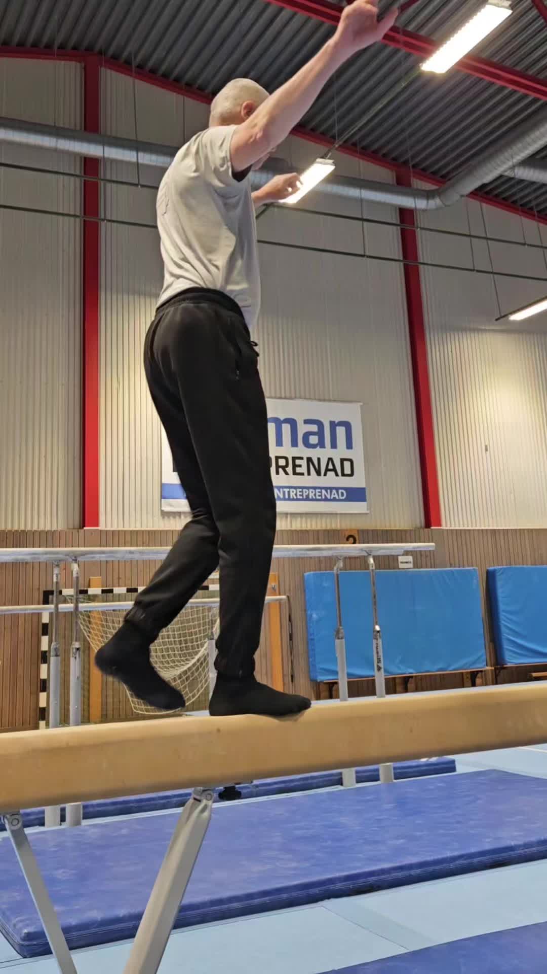 @Jimmy Lindén