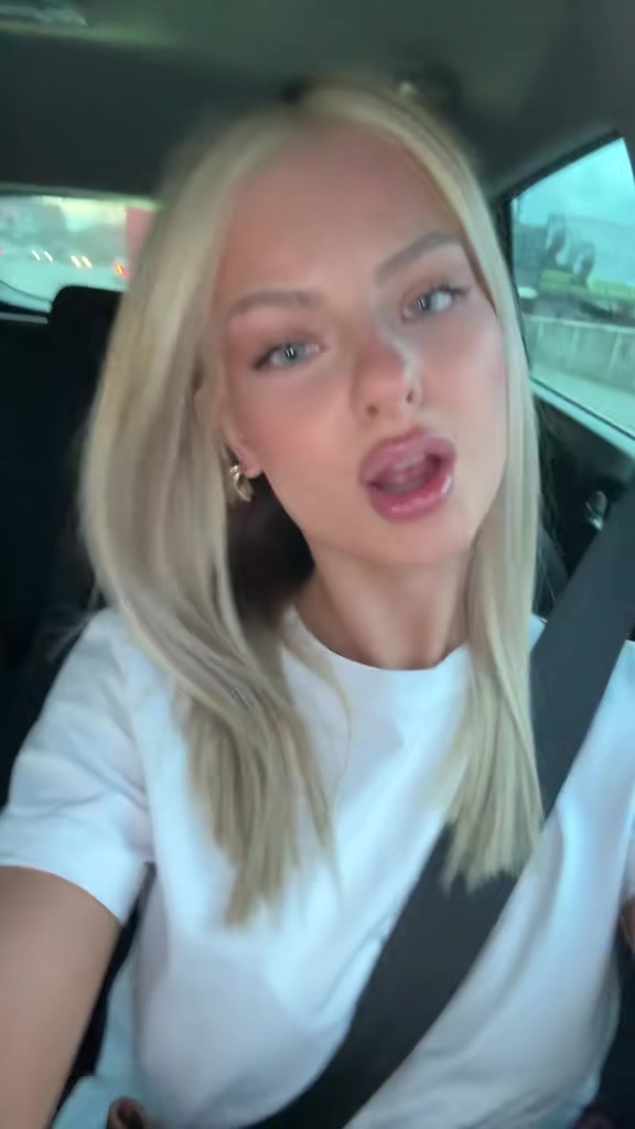 @irinaa