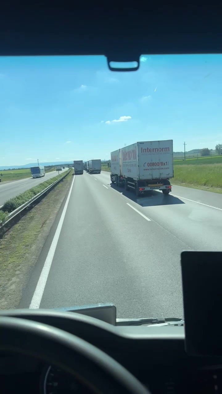 @Andorrr