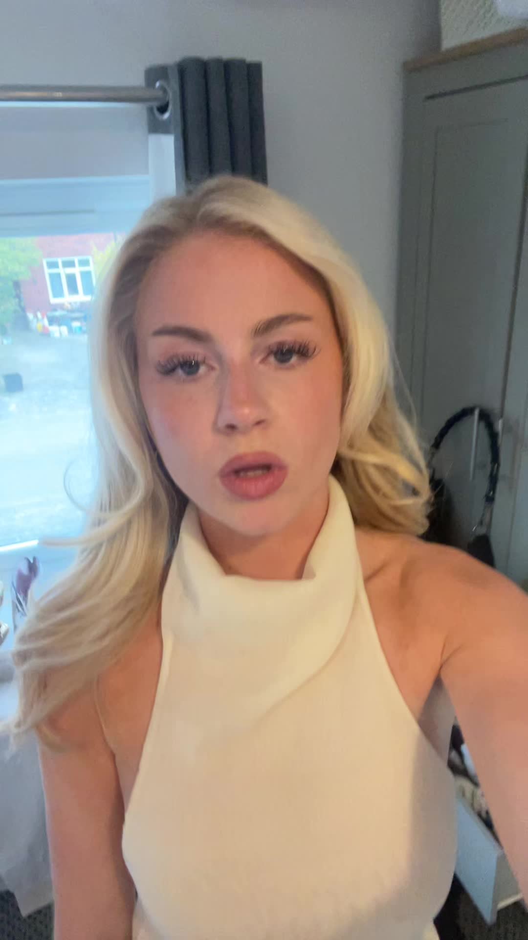 @phoebe