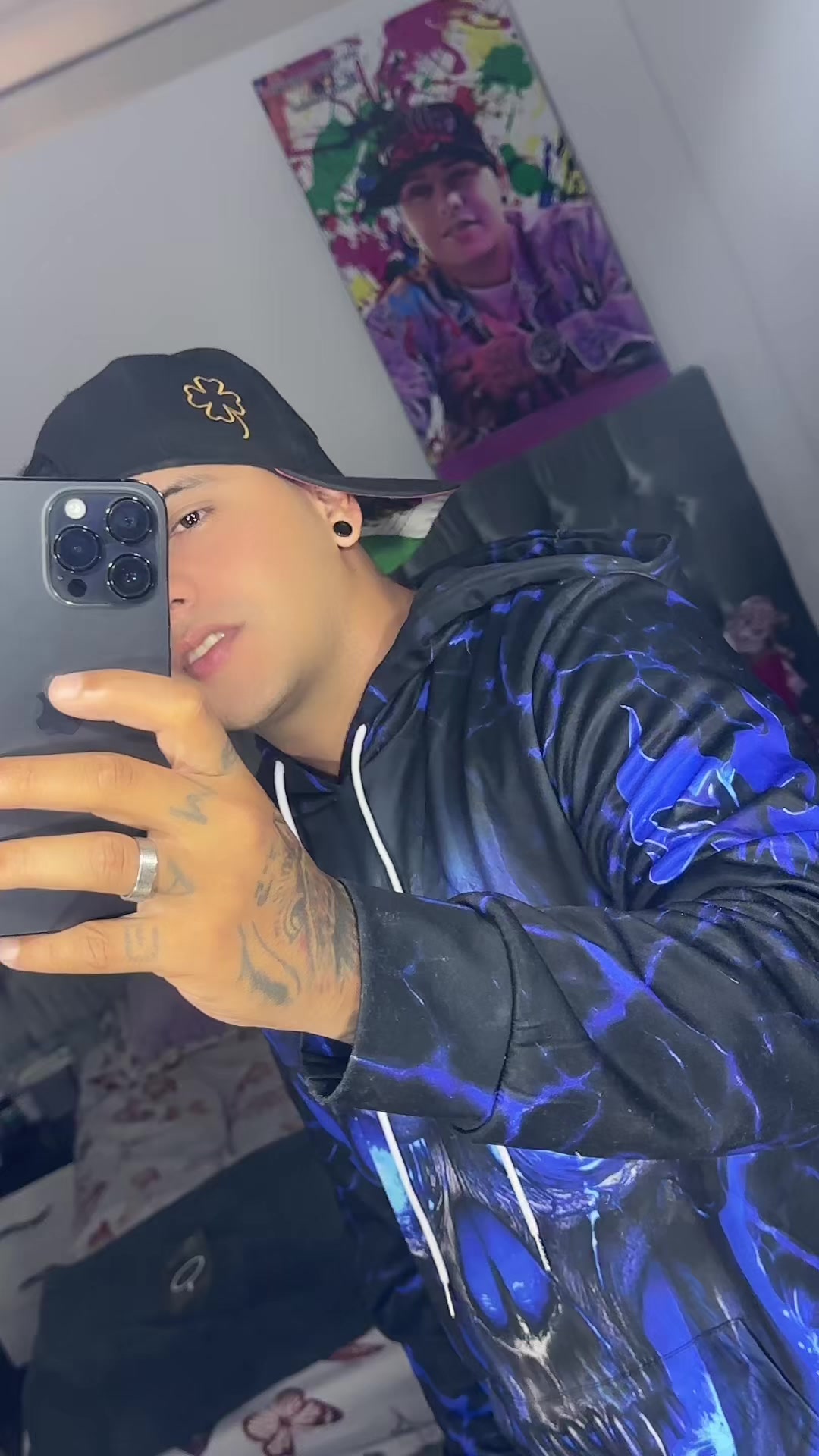 @𝙎𝘼𝙇𝘼𝙕𝘼𝙍🦁