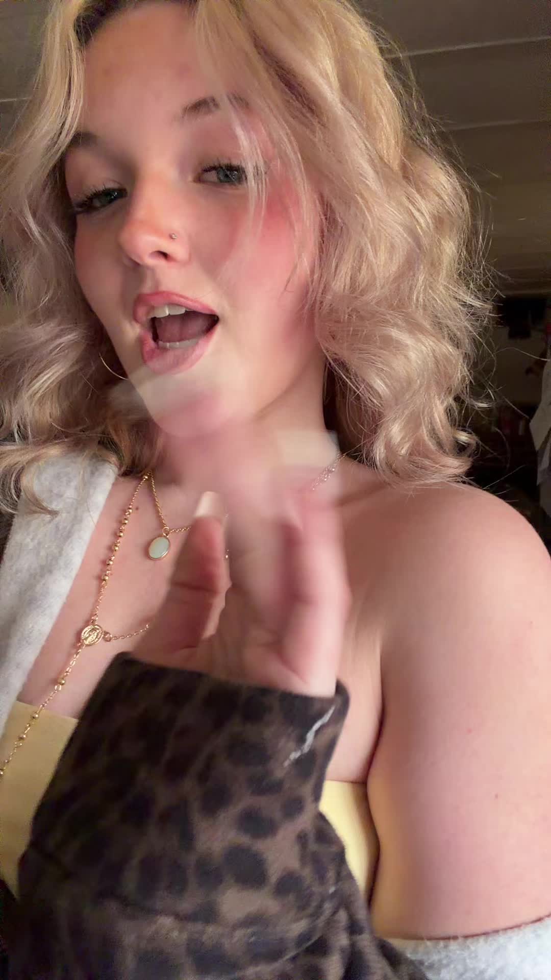 @leah