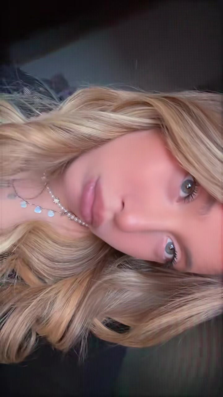 @azzurra_eramo