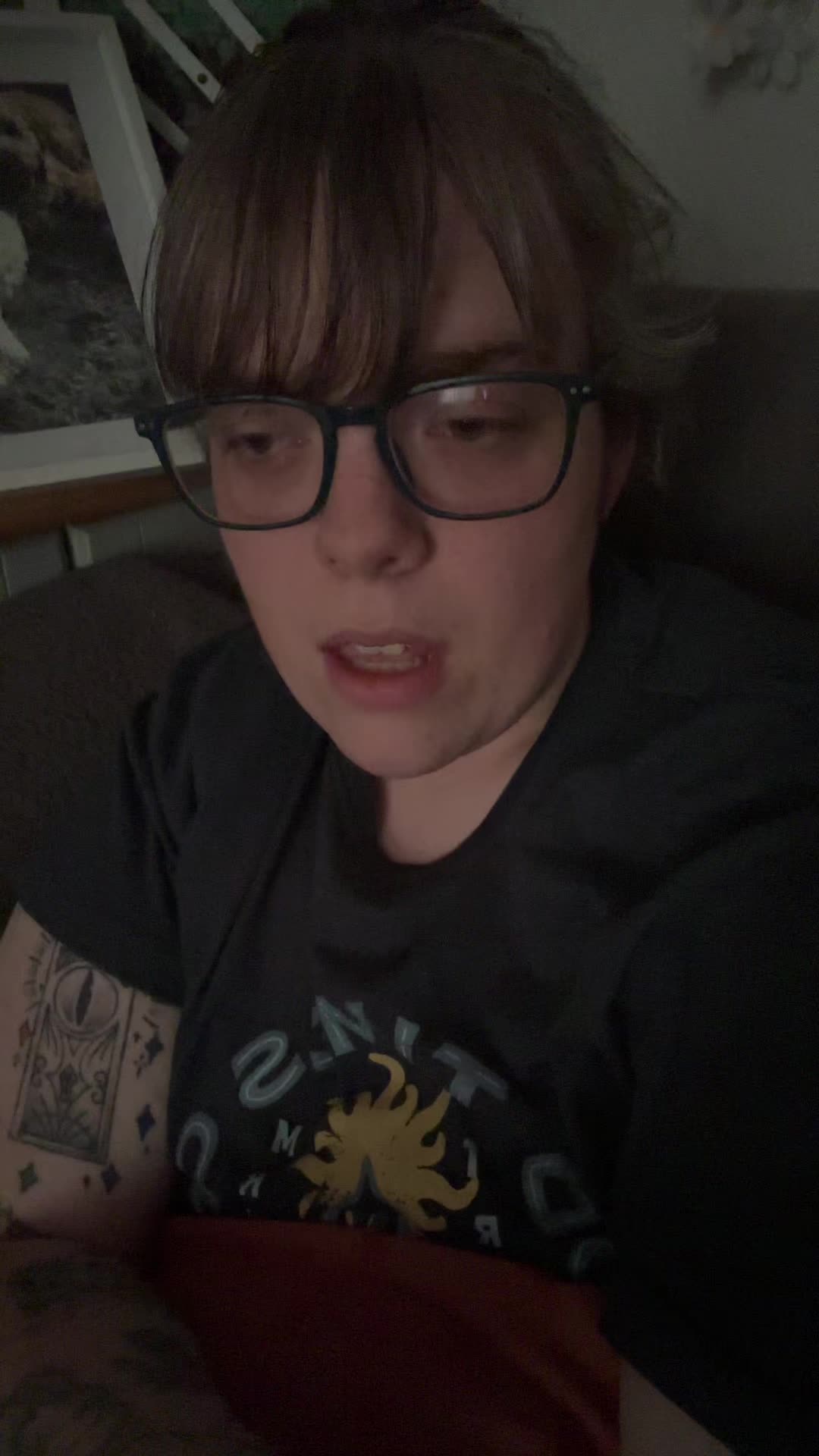 @Emꨄ