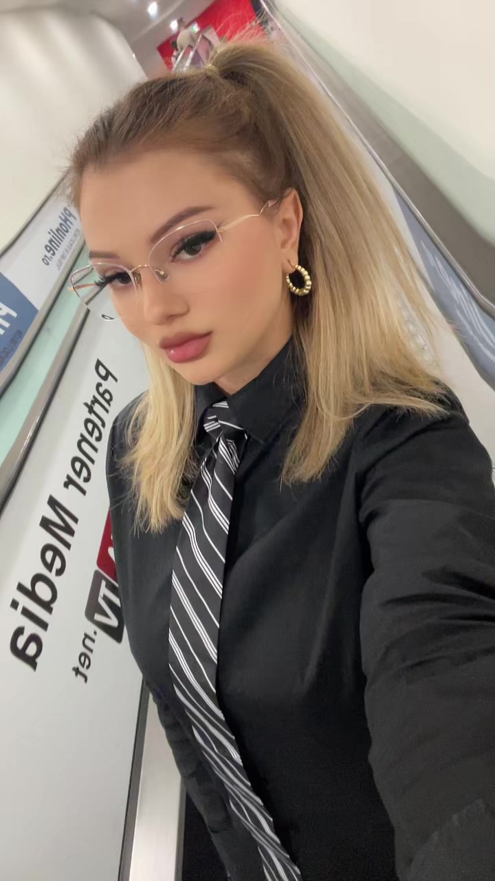 @Daniela Sandu