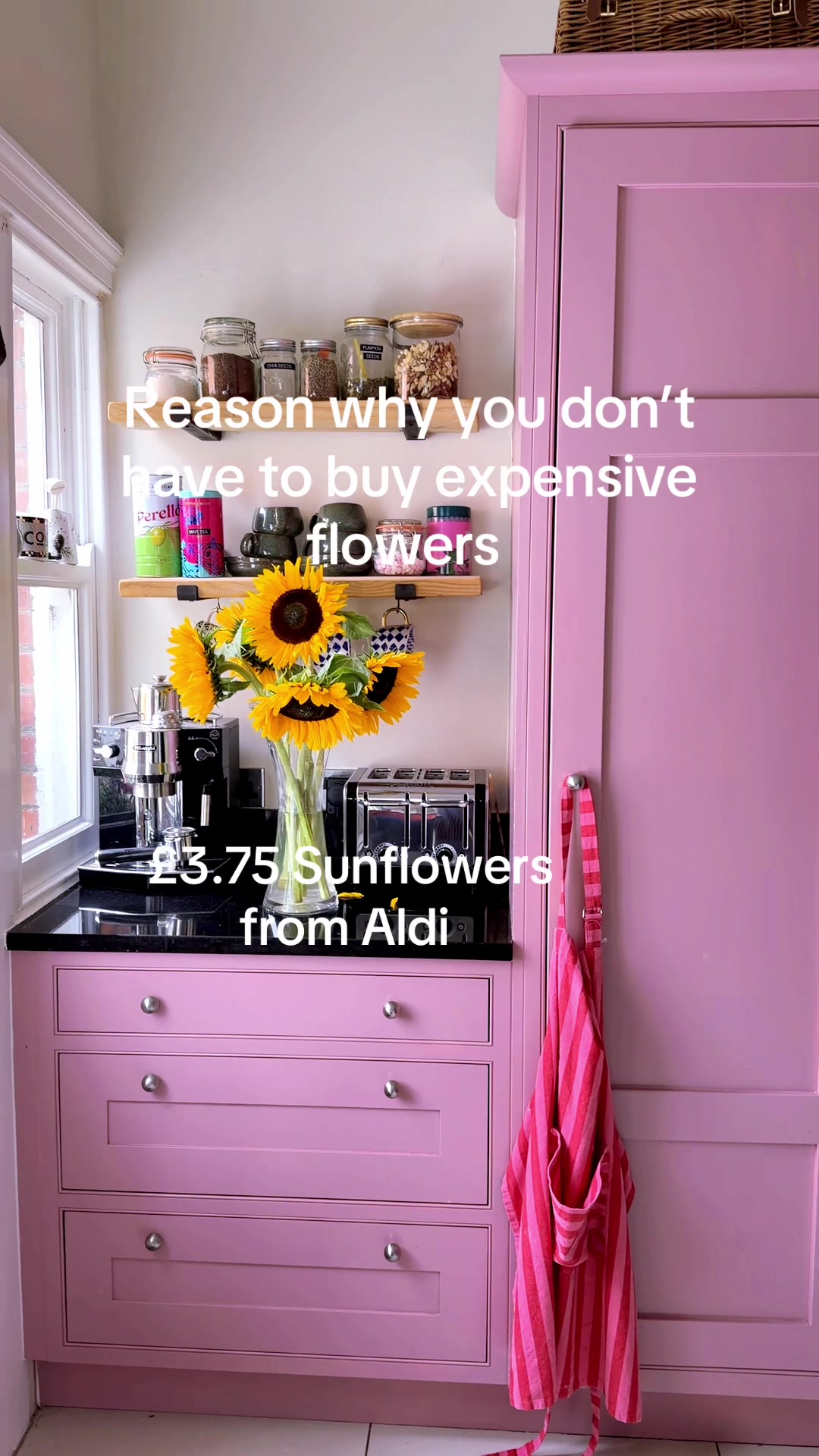 @Victorian House Jules