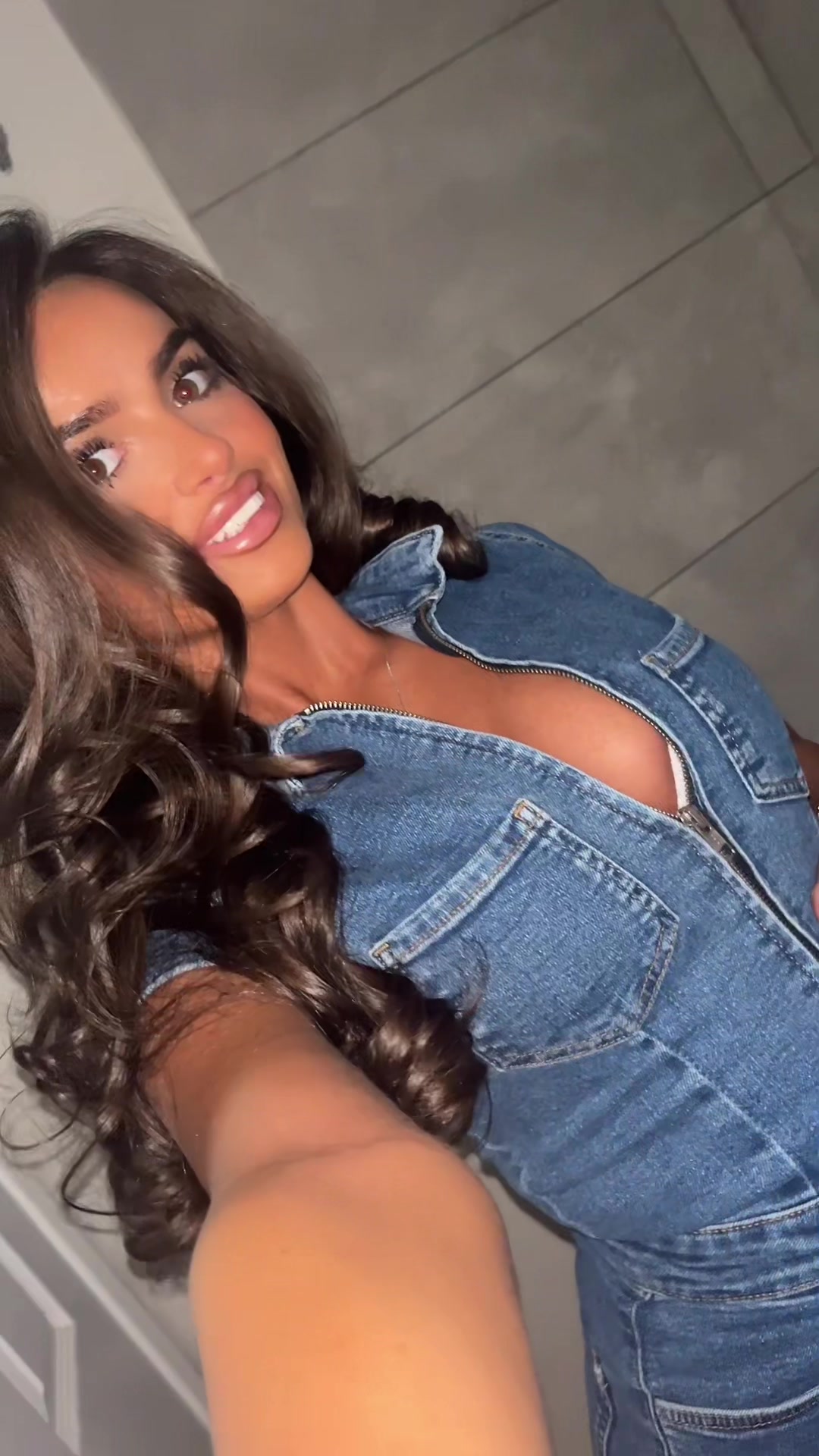 @sharnaconnors